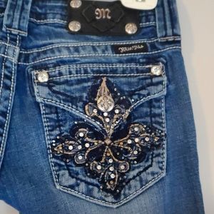 {Miss Me} bootcut 25x29